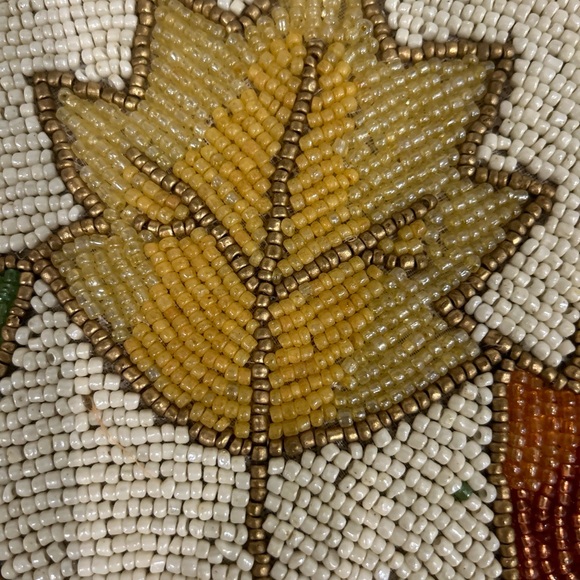 2pc NICOLE MILLER Beaded Fall Leaves 15in Round Placemat Charger Multicolor NEW - Picture 5 of 8